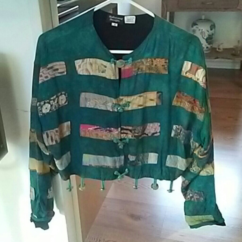 Nativewear Designs Jacket, small hole